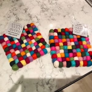 Set of 2 - 🎄🌈HANDCRAFTED FELTED WOOL TRIVETS🌈🎄